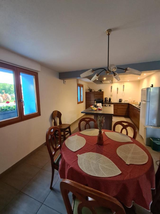Agréable appartement avec Spa proche de la forêt Bréchaumont Extérieur photo
