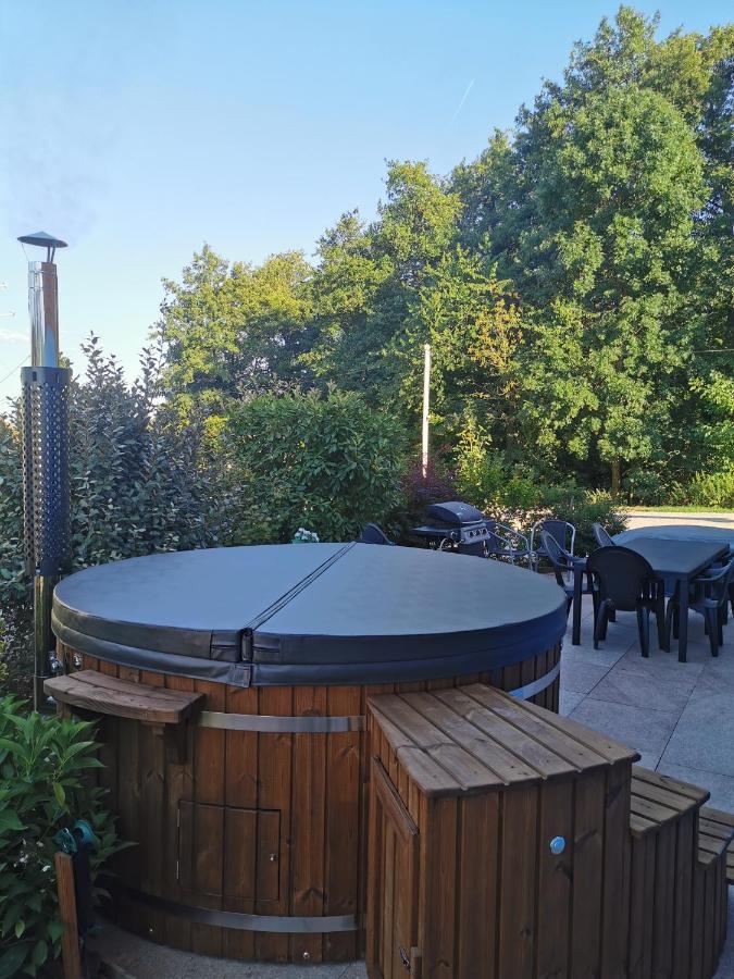 Agréable appartement avec Spa proche de la forêt Bréchaumont Extérieur photo